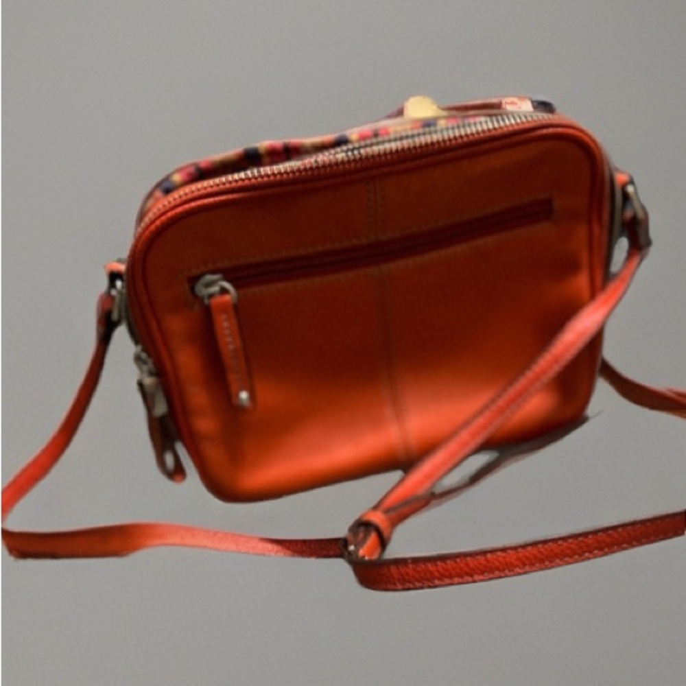Elegant Orange Crossbody Bag
